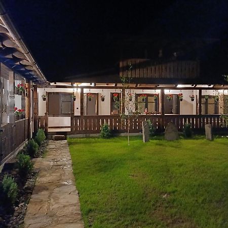 Casuta Din Valea Regilor Villa Gradistea de Munte Eksteriør billede